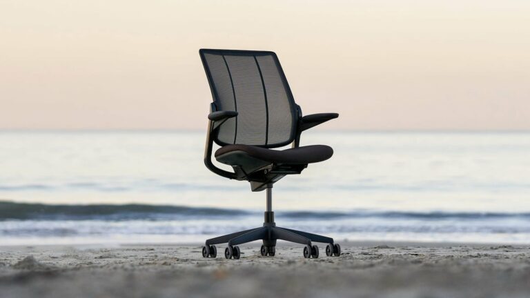 Smart Ocean: Sustainable Office Chair with Ergonomic Design by Humanscale on Gadget Flow