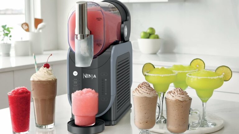 SLUSHi: Professional Frozen Drink Maker with One-Touch Control by Ninja on Gadget Flow